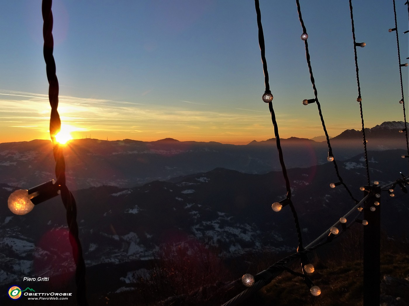 05 Tramonto di Buon Natale dal Pizzo Cerro (2285 m) .JPG